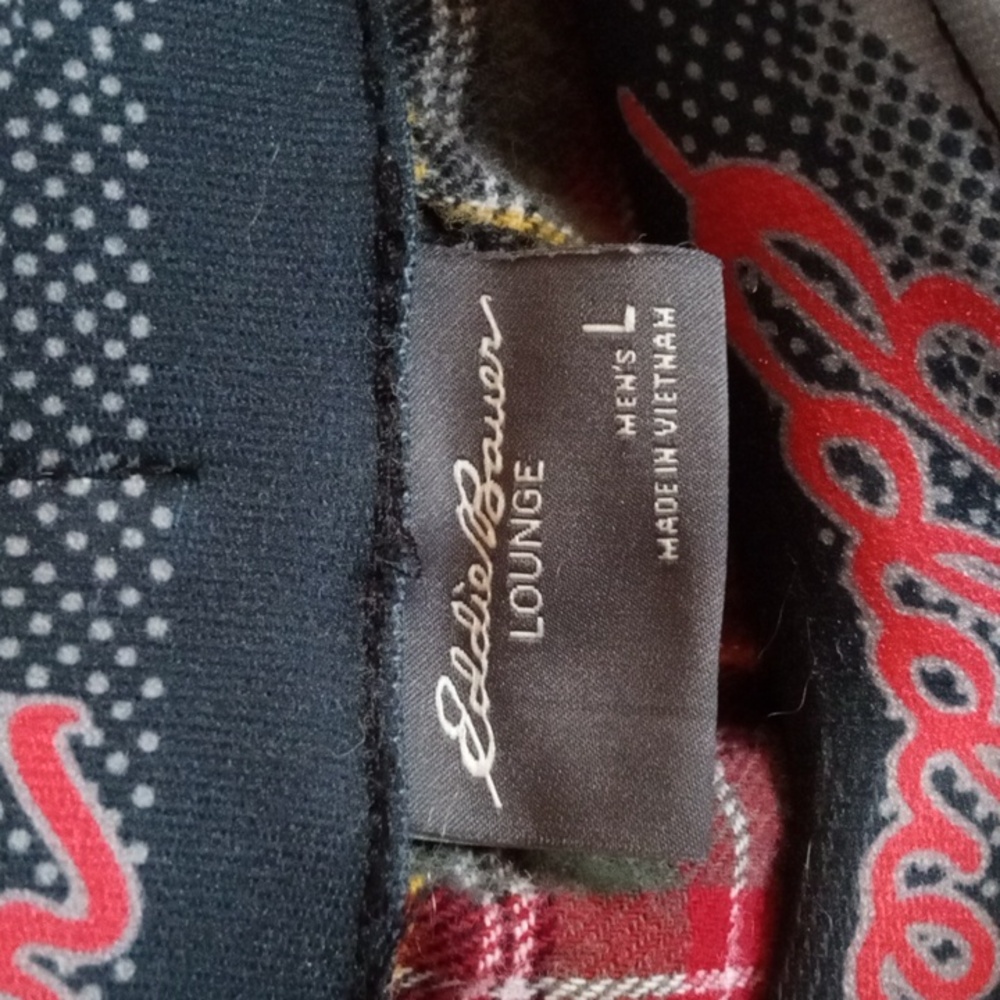 Eddie Bauer Men's Gray and Red Plaid Pants - Picture 5 of 5